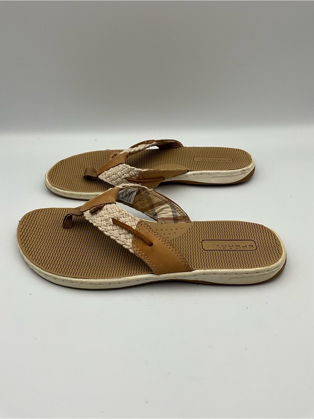 Sperry Thong Sandals Size 6.5 Tan and Cream Woman’s Braided Thong Sandals